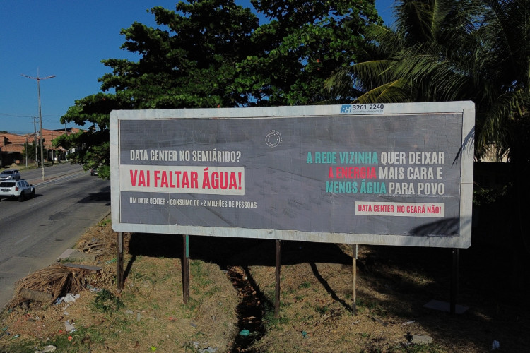 O outdoor foi instalado como parte de uma campanha de conscientização climática da iniciativa ambiental de jovens 
