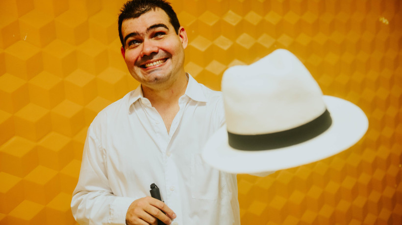 Bosco Defar faz show de encerramento do Festival Conexão Def, que integra a campanha Cultura do Acesso, idealizada pela Coordenadoria de Diversidade, Acessibilidade e Cidadania Cultural (Codac)