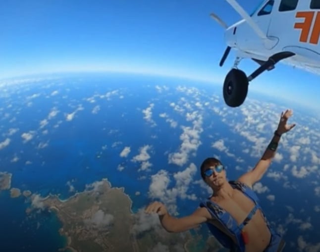 Ele ficou conhecido após participar do programa Shark Tank Brasil em 2021, onde apresentou sua rede de pizzarias.