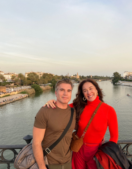 Em 2018, oficializou a união com Jarbas Homem de Mello, ator e bailarino, com quem namorava desde 2012. 
