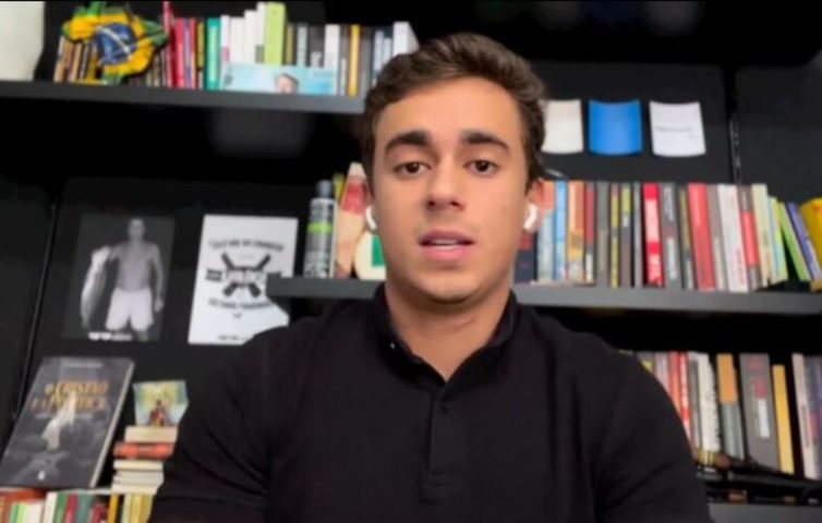 A pressão foi intensificada por políticos conservadores, como o deputado federal Nikolas Ferreira, do PL de Minas Gerais. 
