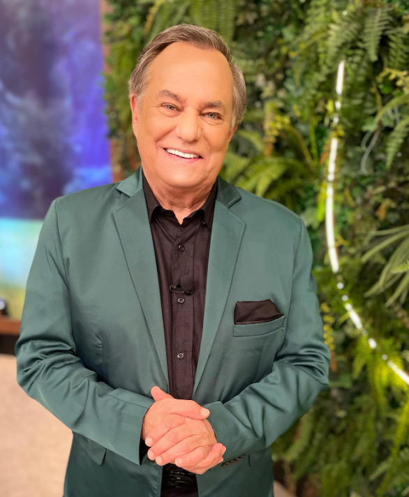 Ronnie afirma que a experiência, apesar de dolorosa, trouxe amadurecimento: Hoje eu sou muito mais rico emocionalmente do que naquela época.
