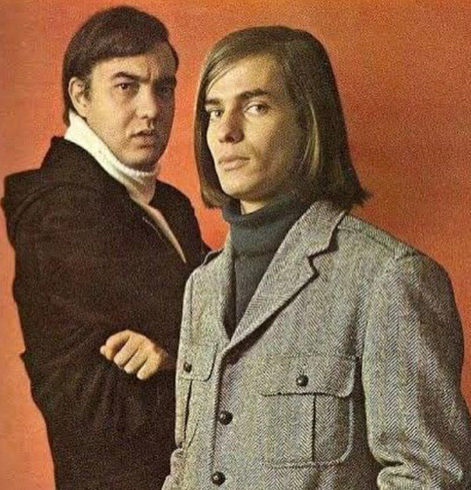 Sua carreira no mundo artístico começou no meio musical durante a Jovem Guarda, embora ele jamais tenha participado do programa televisivo que dava nome ao movimento.
