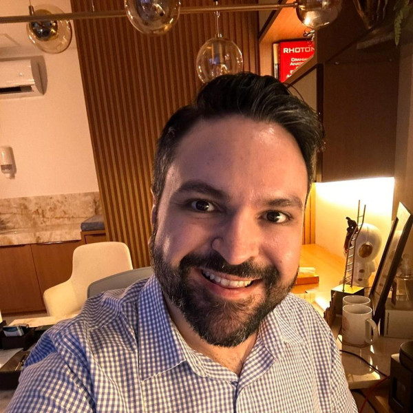 Jos&eacute; Pereira Maia Neto, psic&oacute;logo cl&iacute;nico, mestre em Sa&uacute;de Coletiva especialista em Sa&uacute;de Mental e em Sa&uacute;de do Idoso.