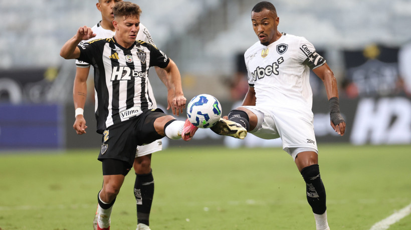 Botafogo e Atlético-MG se enfrentam hoje, 20, pelo Brasileirão. 