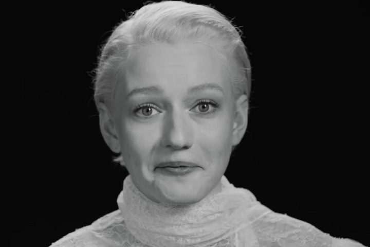 Em entrevista à W Magazine, a atriz também aproveitou citar suas músicas favoritas da cantora: Borderline, Papa Don't Preach, Burning Up, Vogue e Ray of Light.