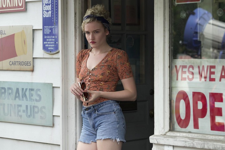 Garner ainda participou de outras séries conhecidas, como The Get Down, The Americans e Maniac.