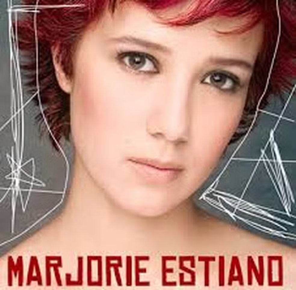 Paralelamente à atuação, iniciou sua carreira musical. Em 2005 lançou o álbum “Marjorie Estiano”, que conquistou disco de platina e revelou hits como “Você Sempre Será”, também presente em “Malhação”. Em 2007 veio o segundo trabalho, “Flores, Amores e Blablablá”. Ela lançou outro álbum, “Oito”, em 2014.

