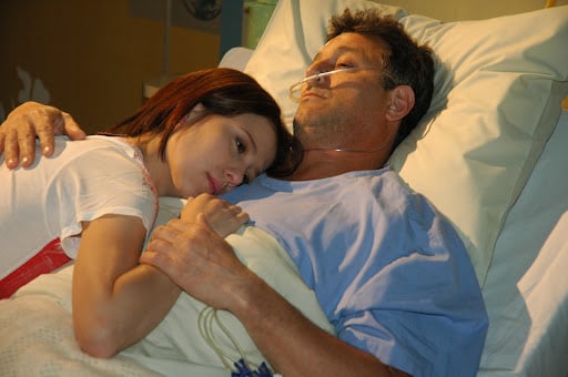 Atuou na novela “Páginas da Vida” em 2006, como Marina, personagem envolvida em uma trama delicada sobre alcoolismo do pai.  
