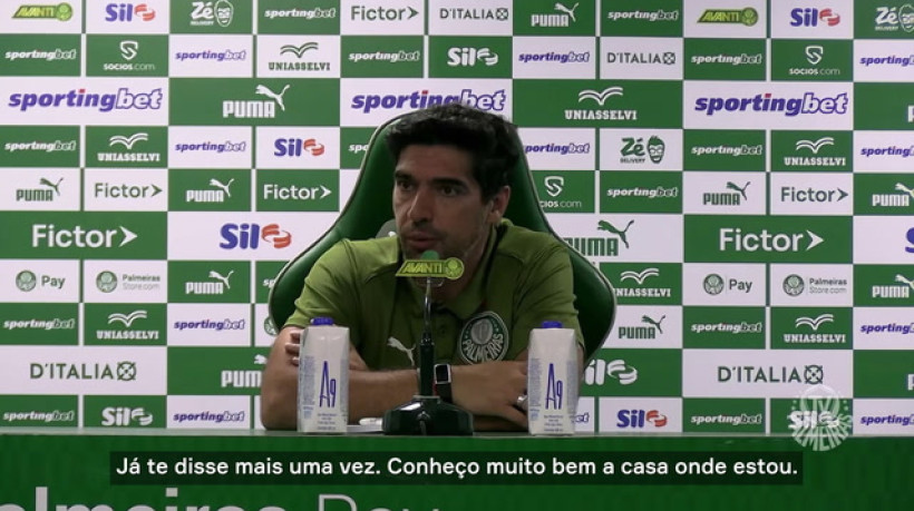 Em boa fase, Abel comenta reformulação e diz: 'Vamos continuar o trabalho'