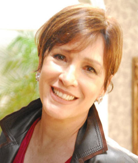 Em relação a sua vida pessoal, a atriz optou por não ter filhos e se dedicar integralmente à carreira. 
