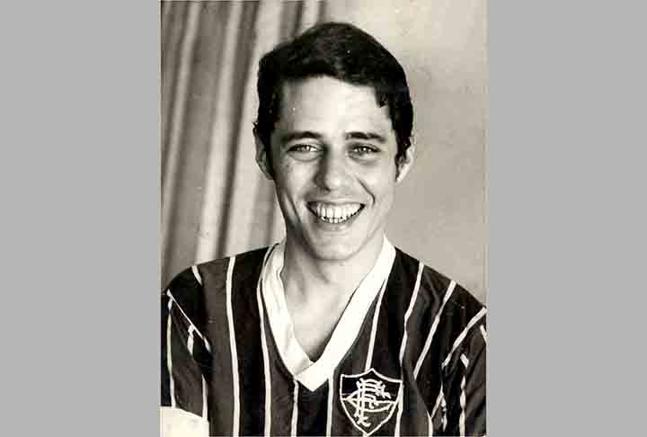 Uma das grandes paixões de Chico Buarque é o futebol. Ele é torcedor do Fluminense e comparece em jogos do clube no Maracanã. 
