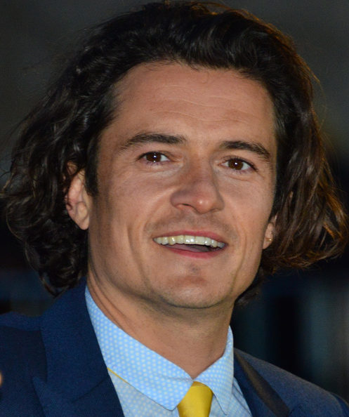 Depois de descobrir que era disléxico ainda na infância, Bloom foi incentivado pela mãe a frequentar aulas de arte e teatro.