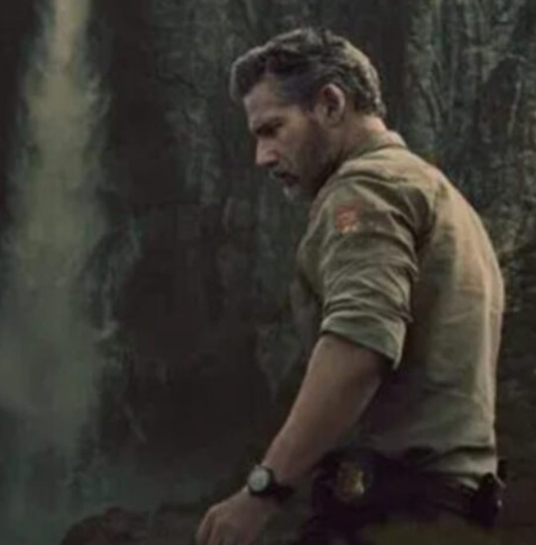 Bana interpreta Kyle Turner, agente dos Serviços Investigativos dos Parques Nacionais dos Estados Unidos, que investiga uma morte misteriosa em meio a cenários deslumbrantes. 