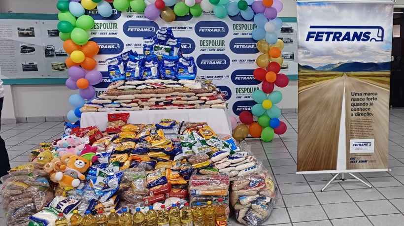 A 15ª edição da Campanha Ônibus Encantado recebe doação de alimentos não perecíveis até o dia 24 de outubro, em Fortaleza 