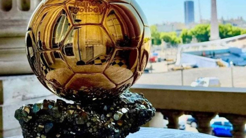 Dembélé e Yamal na briga. Entre os brasileiros nas várias categorias: Vini, Raphinha, Estevão, Marta, Amanda Gutiérrez e o Botafogo. Veja lista