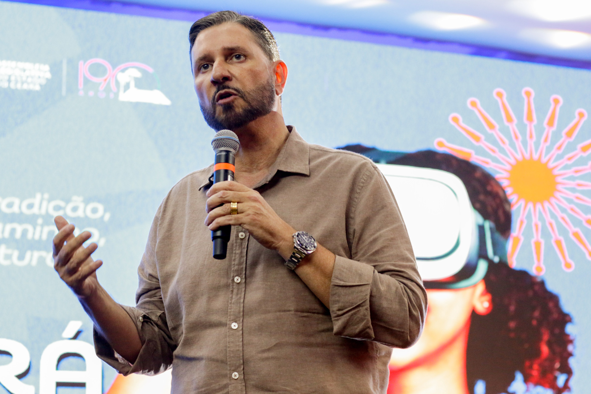 FORTALEZA-CE, BRASIL, 22-09-2025: Romeu Aldigueri no Ceará de Valores com objetivo de fortalecer a identidade, incentivar a cidadania e desenvolver habilidades como o empreendedorismo para jovens. (Foto: Samuel Setubal/O Povo) (Foto: Samuel Setubal)