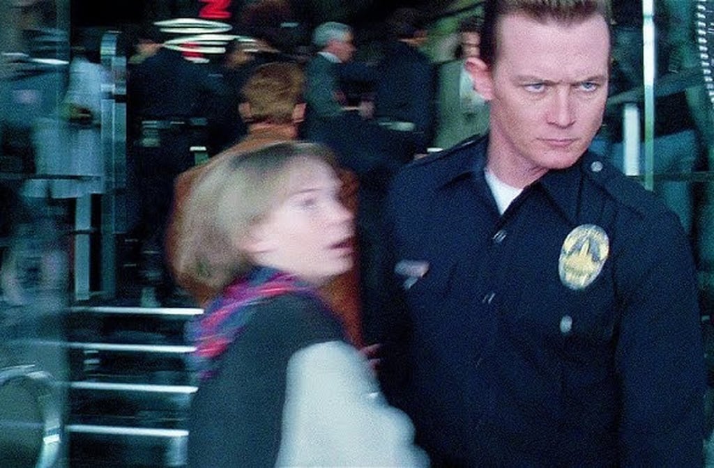 Reinterpretou o T-1000 em uma participação especial no filme Last Action Hero, estrelado por Arnold Schwarzenegger. A aparição foi uma homenagem divertida ao seu papel mais famoso.