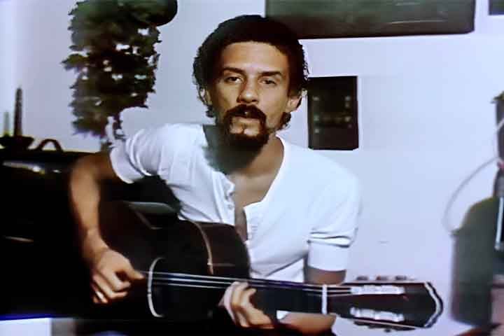 A discografia de Gonzaguinha se estendeu de 1973 até 1990 com álbuns de estúdio que marcaram cada fase de sua produção. 
