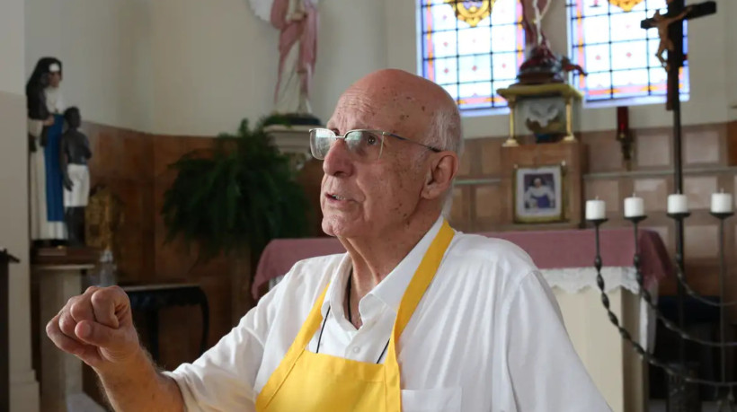 Padre Júlio Lancellotti participa de celebração em Fortaleza na quinta-feira, 25