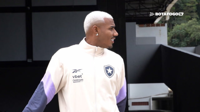 Botafogo está em Porto Alegre para enfrentar o Grêmio; veja bastidores da viagem