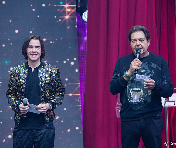 Apesar do investimento e da presença de seu filho João Guilherme como coapresentador, a atração não alcançou os mesmos índices de audiência de sua fase na Globo, e o programa acabou cancelado.