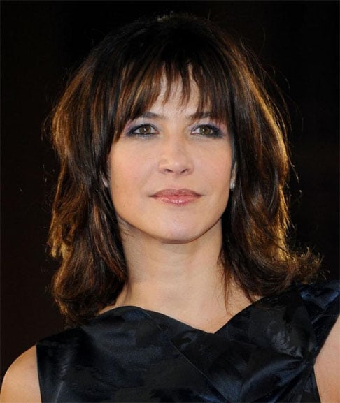 SOPHIE MARCEAU - Nascida em Paris em 17/11/1966,  ganhou popularidade quando ainda era adolescente em La Bourn (1980) e La Bourn 2 (1982), recebendo o César de Melhor Atriz Revelação. Em Hollywood, ficou conhecida por Coração Valente e 007 - O Mundo É o Bastante.