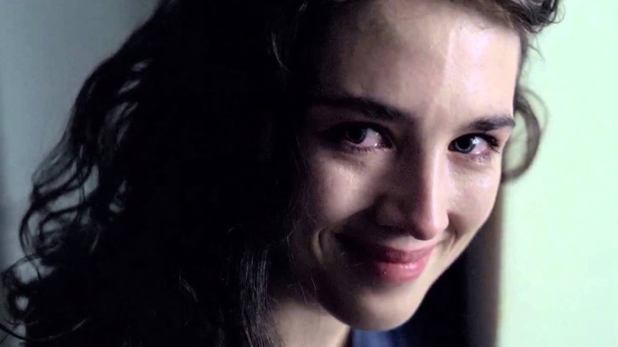 Mas foi pela atuação em Possessão, dirigido por Andrezj Zulawski em 1981, que Isabelle Adjani precisou fazer tratamento psiquitátrico. 