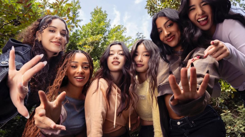 Katseye contempla descendência indiana, latina-americana, filipina e sueca e explora o K-pop alternativo