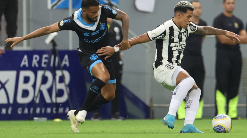 Grêmio e Botafogo se enfrentam hoje, 24, pelo Brasileirão. 