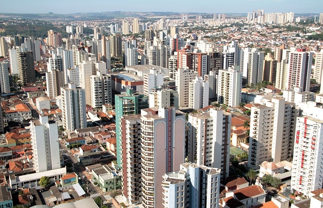 Uma das vítimas foi uma moradora de Ribeirão Preto (SP), cidade de 720 mil habitantes numa área de  650 km² a 315km da capital paulista. 