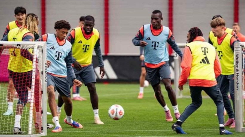 Tradicionais clubes do país se enfrentam nesta sexta-feira (26) na partida de abertura da 5ª rodada do Campeonato Alemão 2025/26
