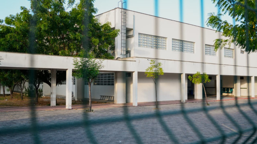 Escola de ensino médio Professor Luis Felipe, em Sobral, onde dois alunos foram assassinados