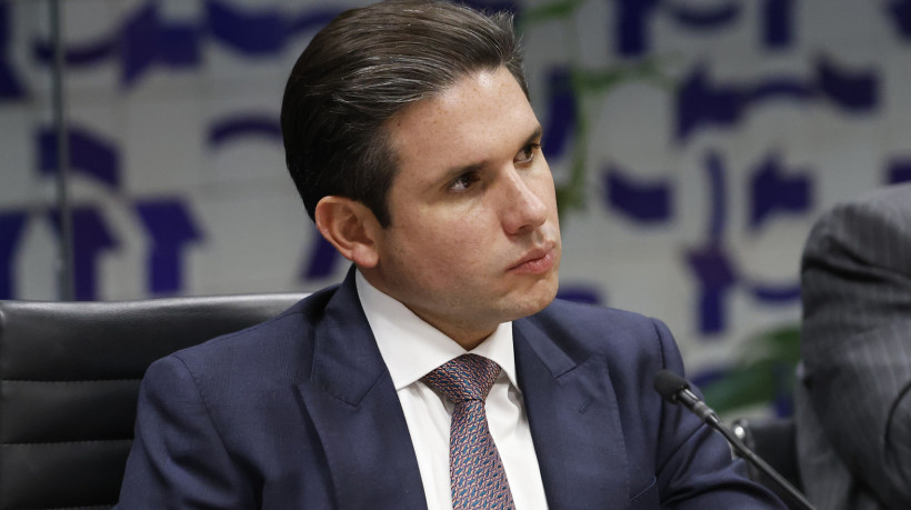 Deputados querem pressionar o presidente Hugo Motta a levar proposta para vota&ccedil;&atilde;o em plen&aacute;rio