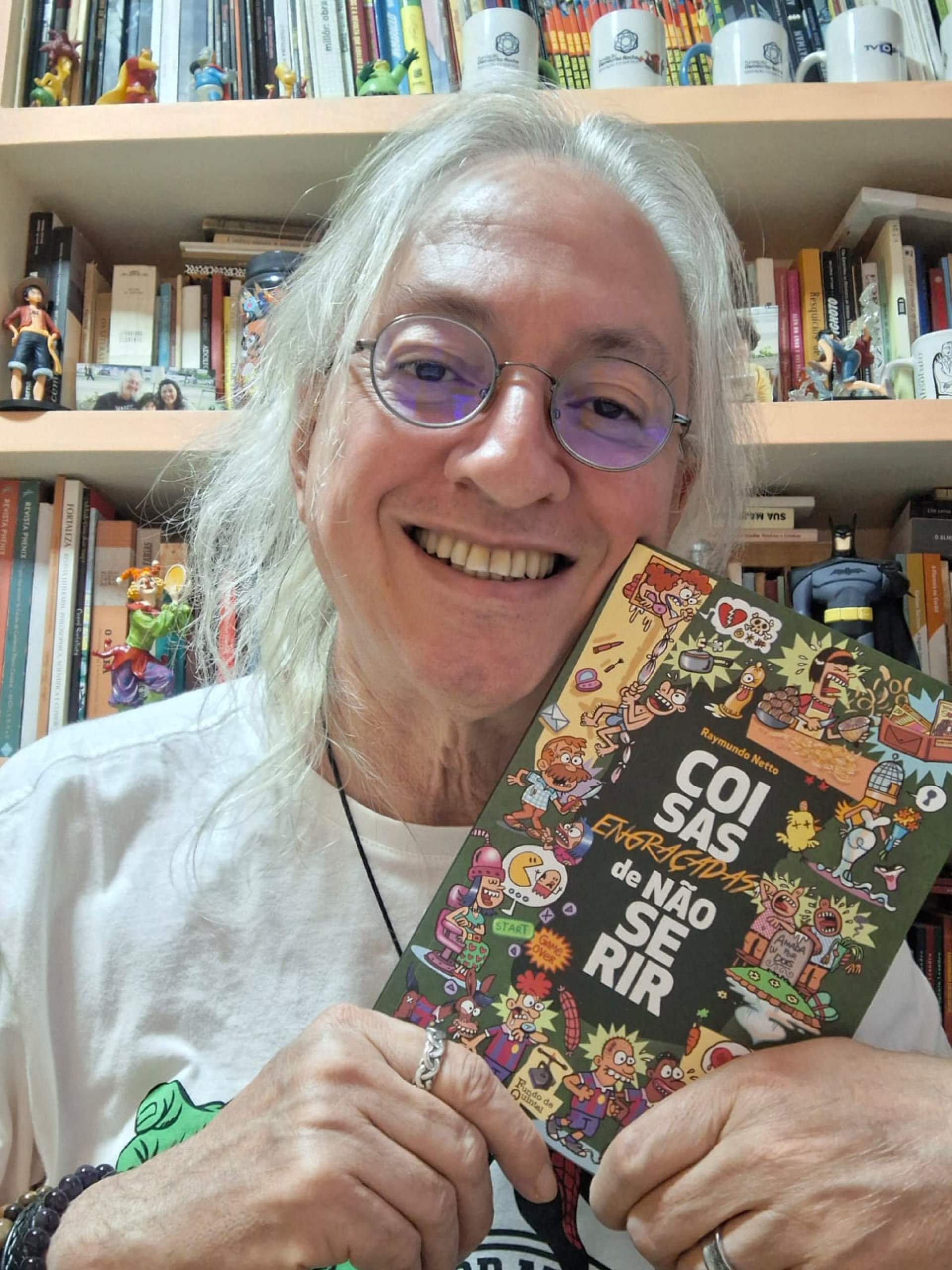 Escritor e cronista do Vida &Arte, do O POVO, destaca a visibilidade que o Jabuti traz para obras independentes