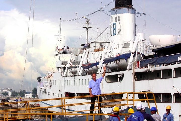 Segundo o empresário de 74 anos, reformar e dar um novo propósito ao navio foi “um chamado de Deus”.