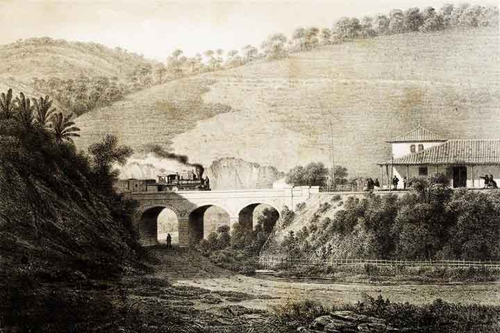 Dessa forma, a povoação floresceu no fim do século XIX com a construção da Estrada de Ferro Dom Pedro II, que passou a cortar a vila.