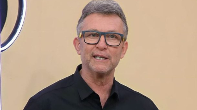 Ídolo do Corinthians dispara críticas ao atacante após tentativa de cavadinha defendida por Rossi em duelo contra o Flamengo