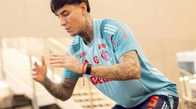 Volante chileno se recupera de uma fratura no quinto metatarso do pé direito e está perto de retornar a jogar pelo Flamengo