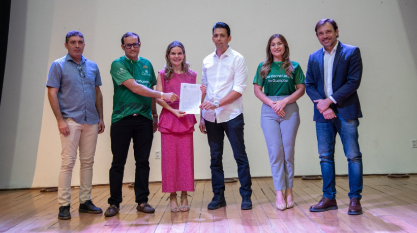 Dia da indústria em Guaiúba