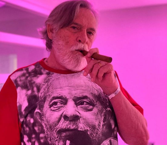 O ator já se envolveu em várias polêmicas públicas, com críticas a outros atores e trocas de farpas nas redes sociais.