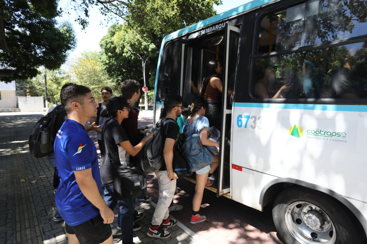 Estudantes têm utilizado topic para se locomover dentro do campus