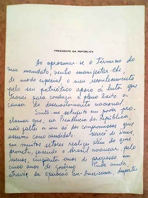 O achado ocorreu em 28 de agosto de 2025, quando a jovem historiadora, que cursa museologia no Centro Universitário Leonardo da Vinci, realizava tarefas de catalogação e conservação preventiva no acervo da instituição. 
