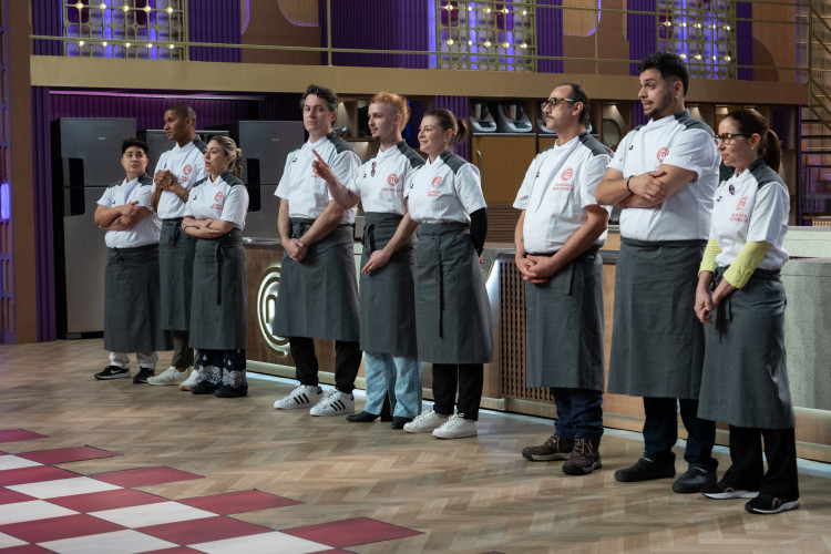 Participantes foram divididos em trios para prova de confeitaria hiperrealista, ou na palavra dos Chefs, "parece, mas não é"