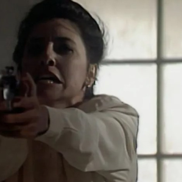 Os tiros de Leila, que matam Odete Roitman em 88, foram acidentais; entenda