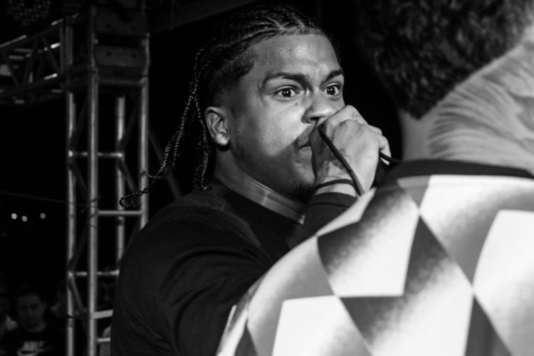 Campeão estadual pela primeira vez, Snart venceu o campeão nacional na final do Estadual