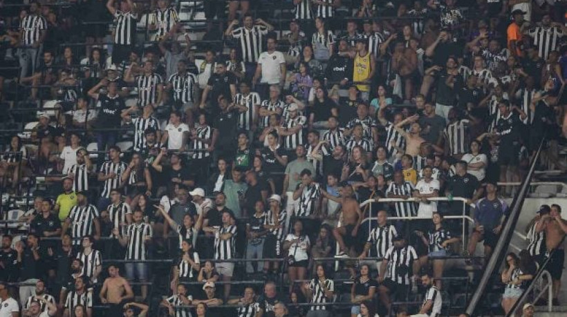 Um clube da magnitude do Glorioso não pode se apresentar para públicos tão ínfimos. Devoção não se resume a taças ou crises