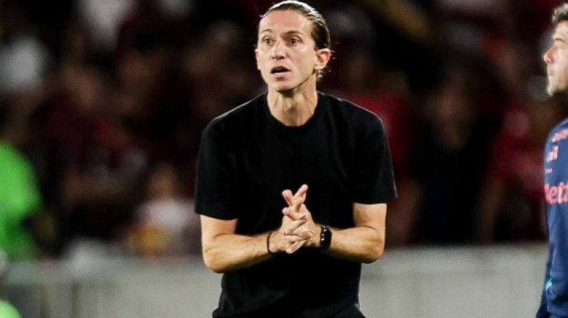 Treinador do Flamengo completou um ano no cargo, mas não teve vitória de presente