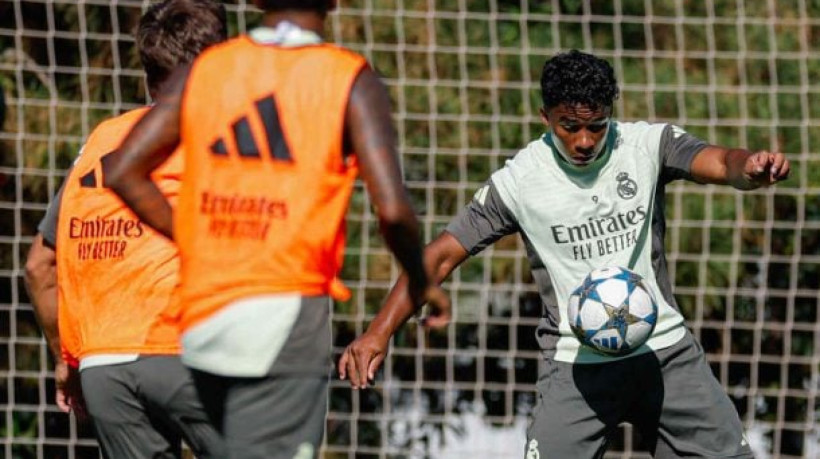 Xabi Alonso afirma que jovem atacante tem treinado bem e que deve utilizá-lo em breve: 