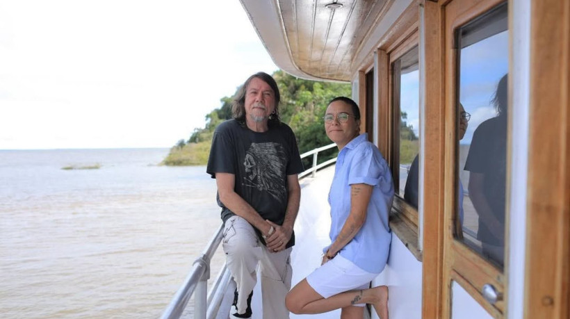 Maria Gadú recebe Lenine na sua série O som do rio, disponível no YouTube